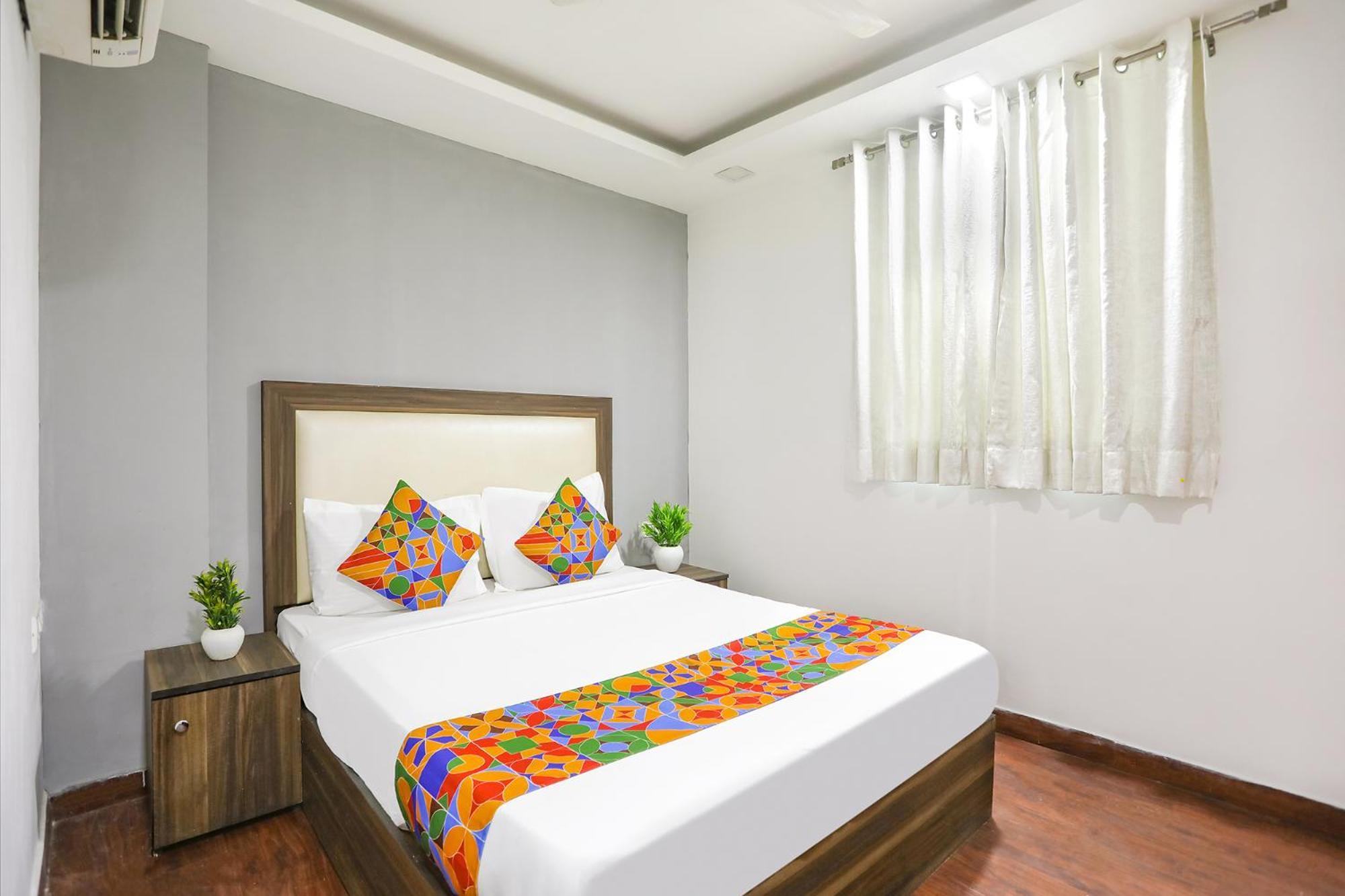 Hotel Fabexpress The Arrow Nowe Delhi Zewnętrze zdjęcie