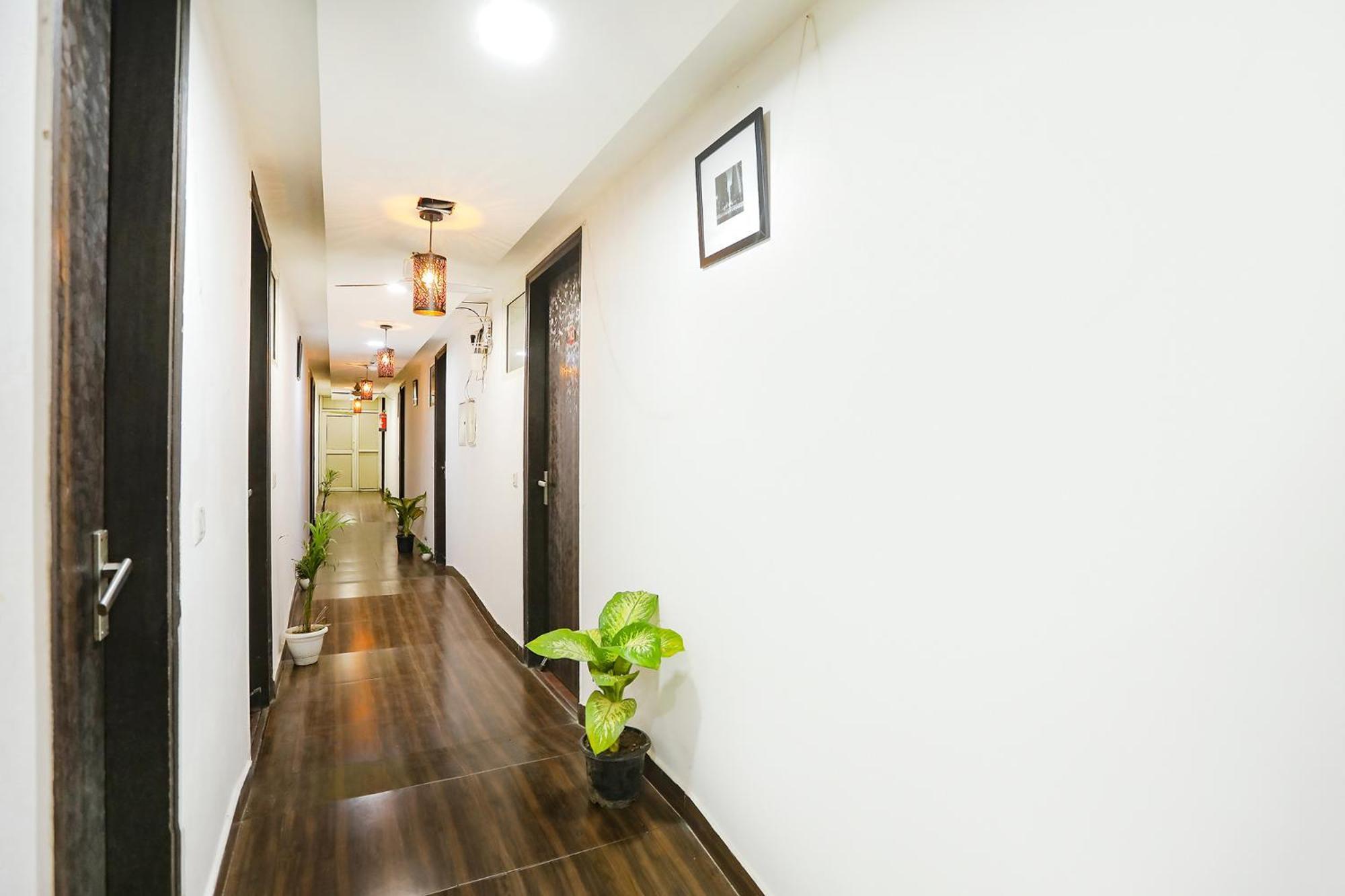 Hotel Fabexpress The Arrow Nowe Delhi Zewnętrze zdjęcie