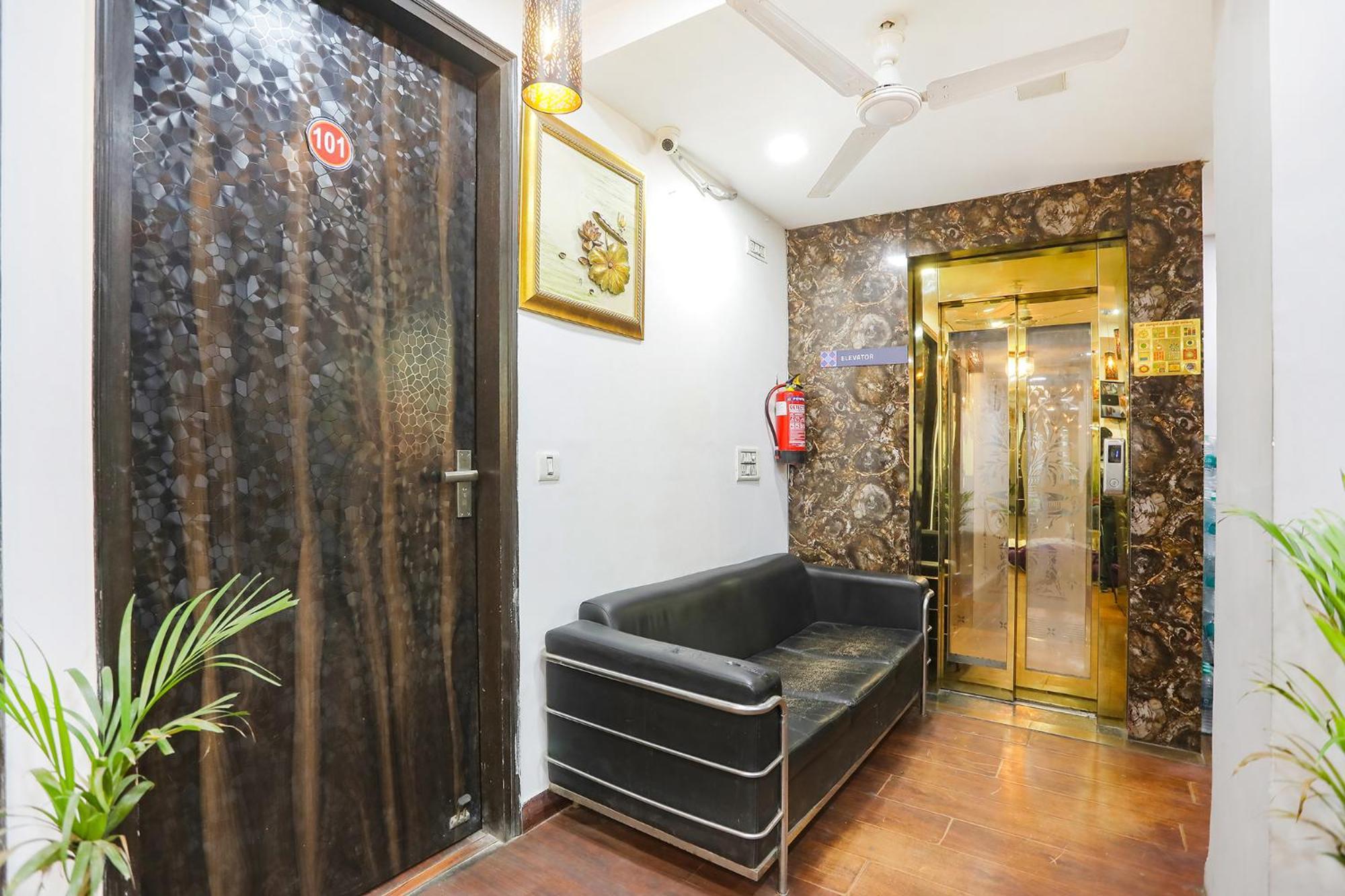 Hotel Fabexpress The Arrow Nowe Delhi Zewnętrze zdjęcie